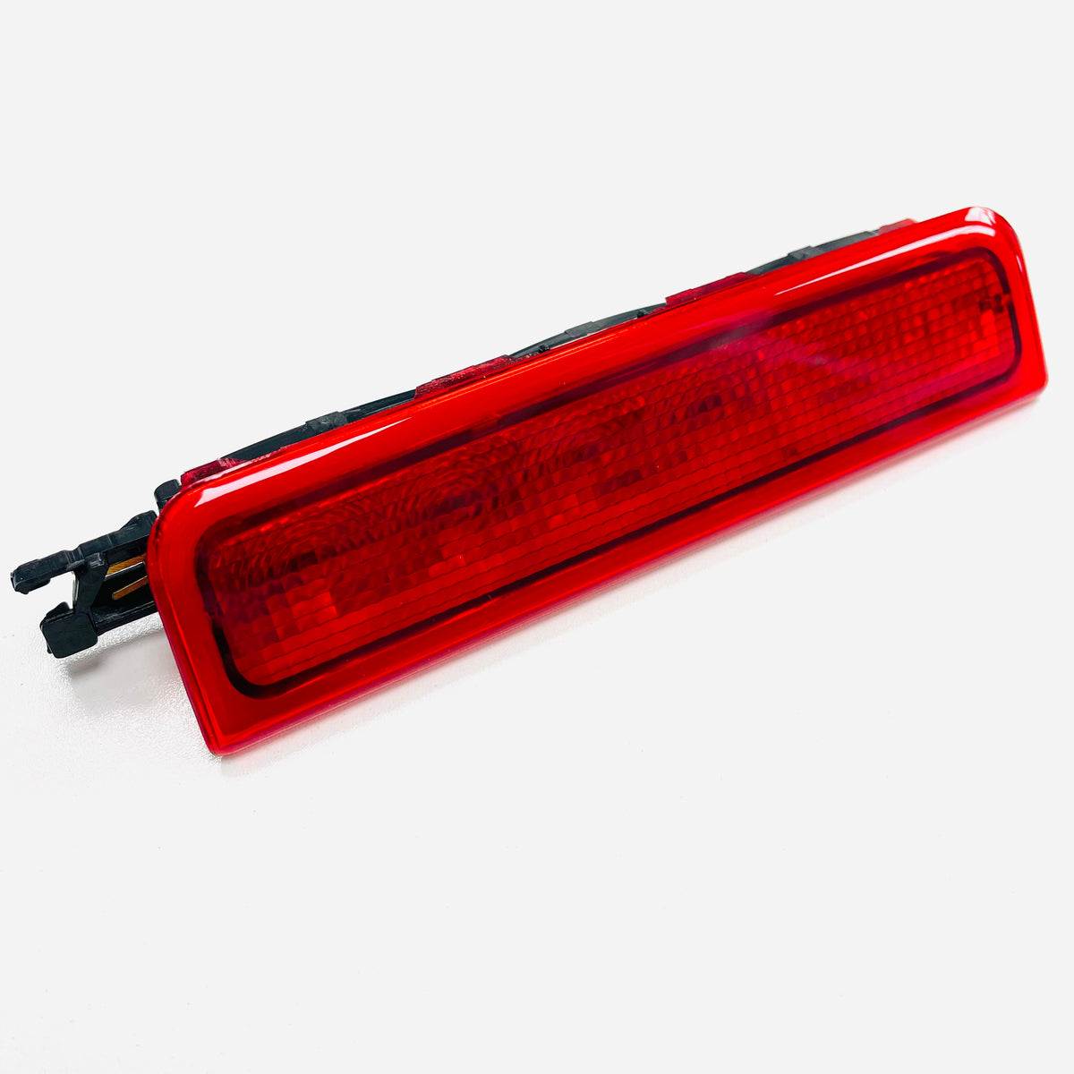 Your next favorite Caddy 04 - 15 LED 3rd brake light (red) Travelin-Lite X  is here